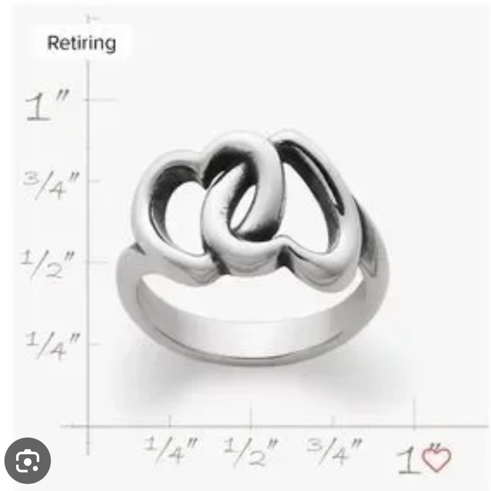 Retired James Avery Linked Hearts Ring